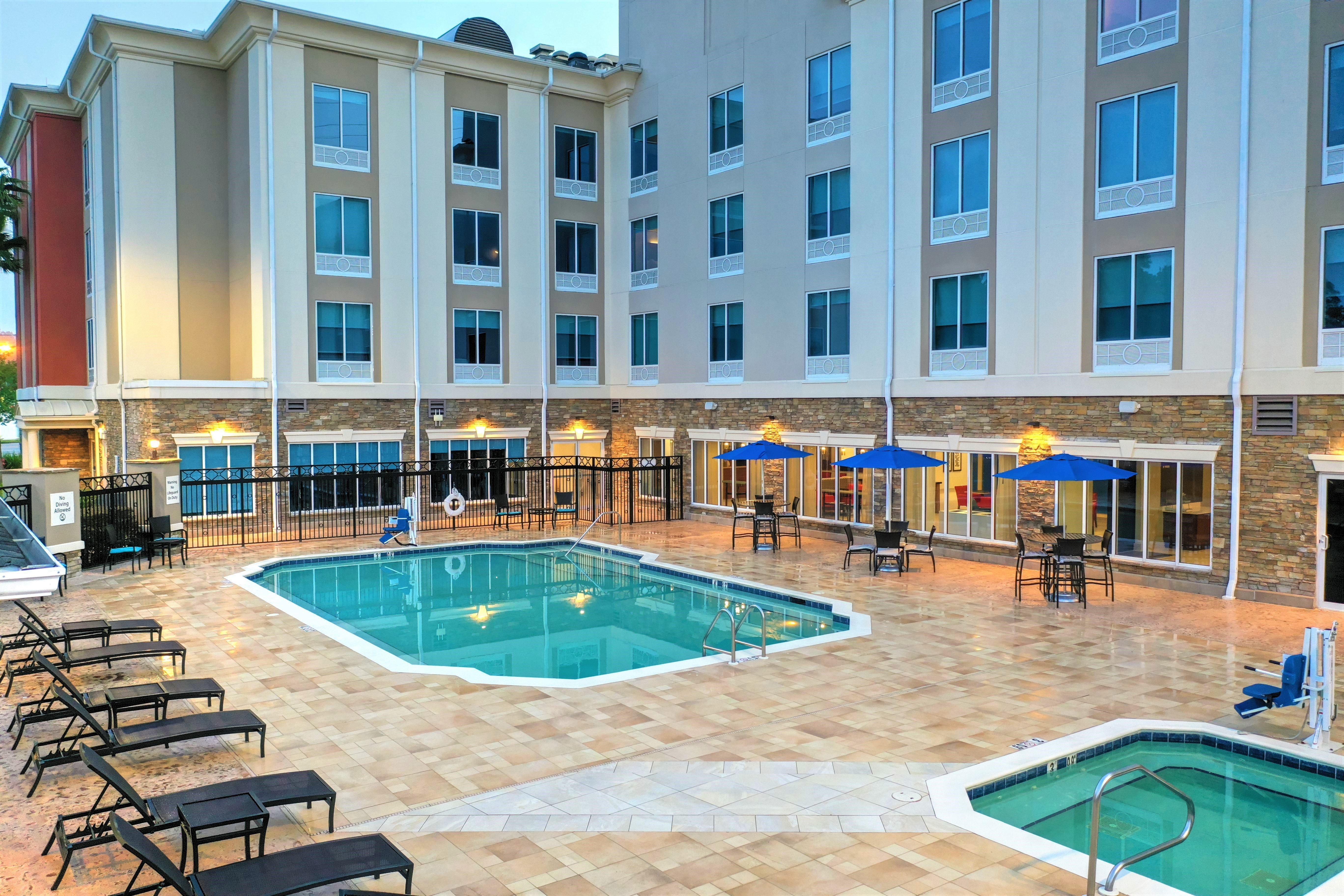 Holiday Inn Express Hotel & Suites Mobile Saraland By Ihg Ngoại thất bức ảnh